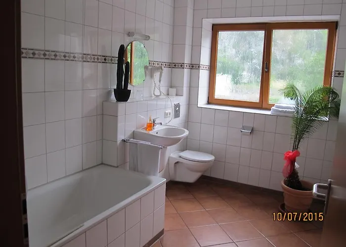 Kastanienhof 3* Mönchengladbach